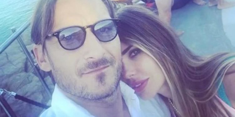Totti smentisce voci separazione con Ilary Blasi: “Fake news”