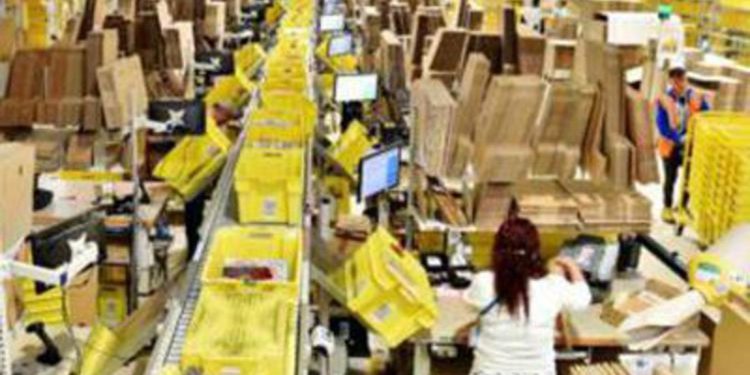 Amazon, cambio al vertice: lascia il supermanager Clark