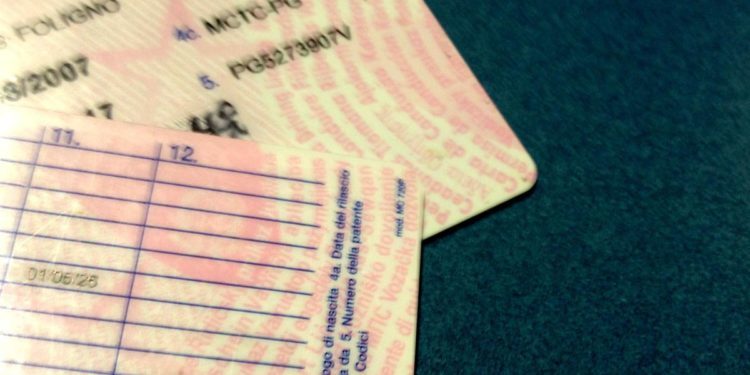 Punti patente, come funziona: i modi per controllare