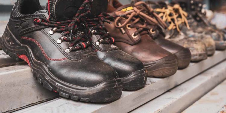 In che modo lavare le scarpe antinfortunistiche